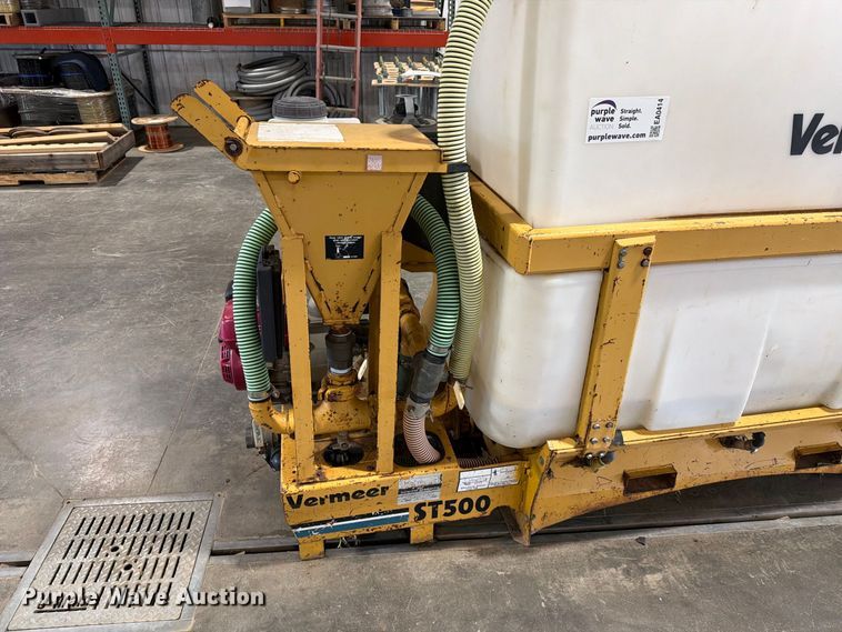 image for item EA0414 Vermeer ST500 fluid mixing system