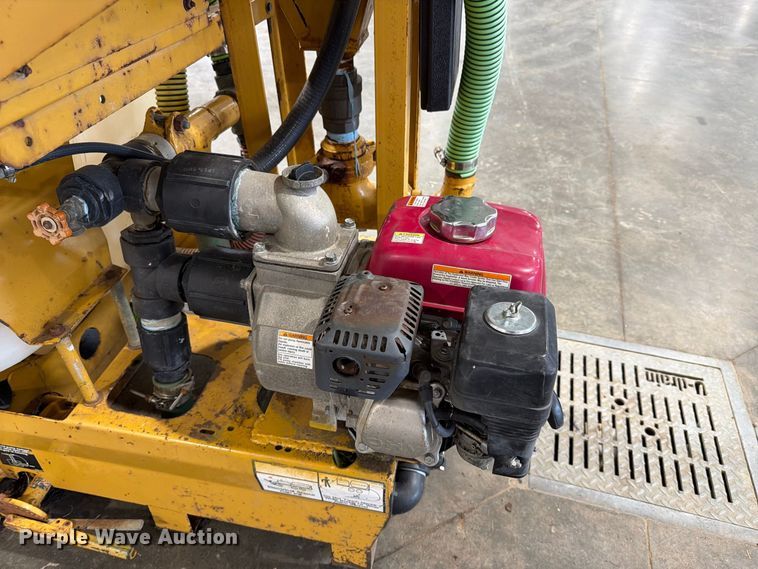 image for item EA0414 Vermeer ST500 fluid mixing system