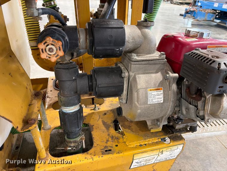 image for item EA0414 Vermeer ST500 fluid mixing system