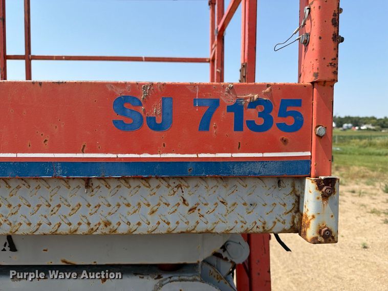 image for item EA0415 2003 Skyjack SJ7135 scissor lift