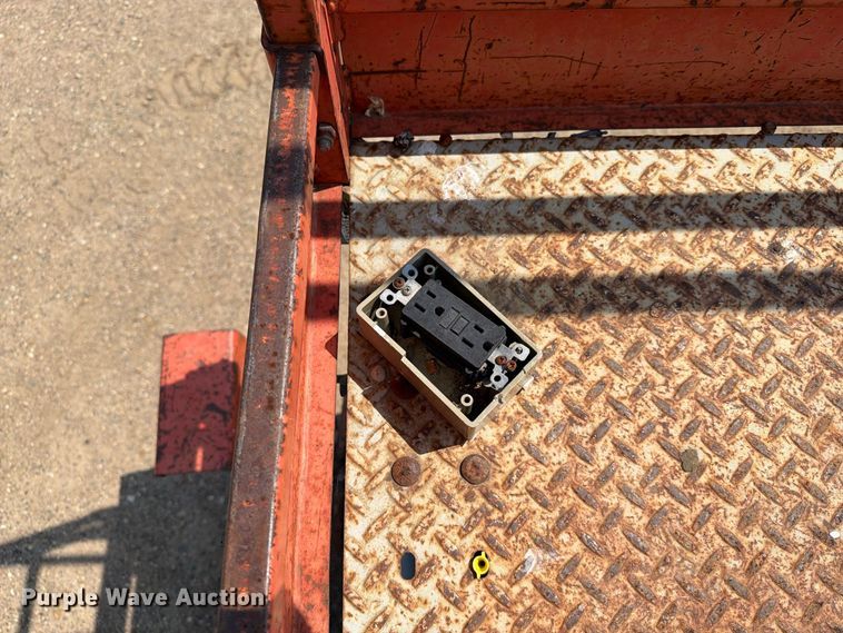 image for item EA0415 2003 Skyjack SJ7135 scissor lift