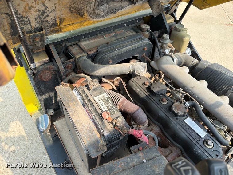 image for item EA0423 2001 Daewoo D30S-3 forklift