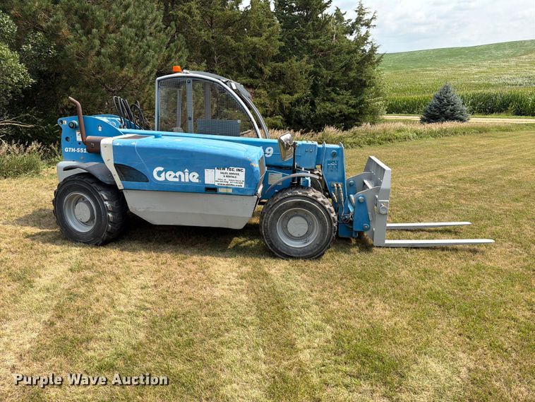 image for item EA0424 2006 Genie GTH-5519 telehandler