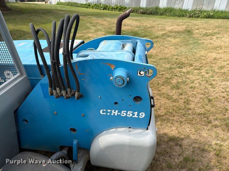 image for item EA0424 2006 Genie GTH-5519 telehandler