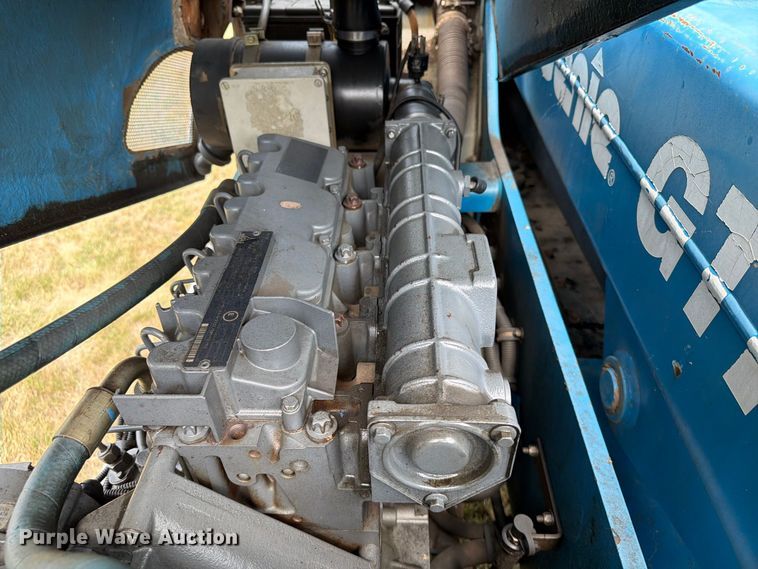 image for item EA0424 2006 Genie GTH-5519 telehandler