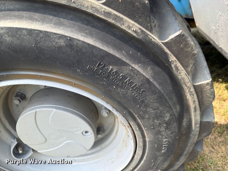 image for item EA0424 2006 Genie GTH-5519 telehandler