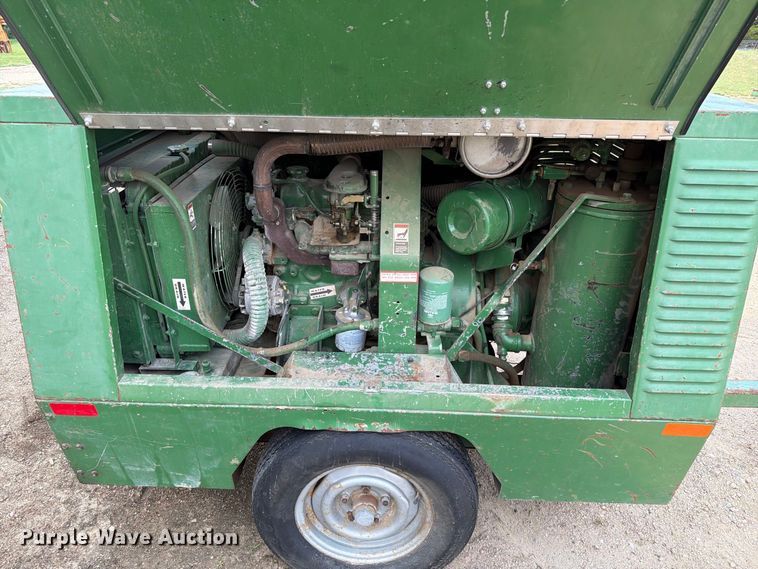 image for item EA0426 Sullair 100GPQ-T0Y air compressor