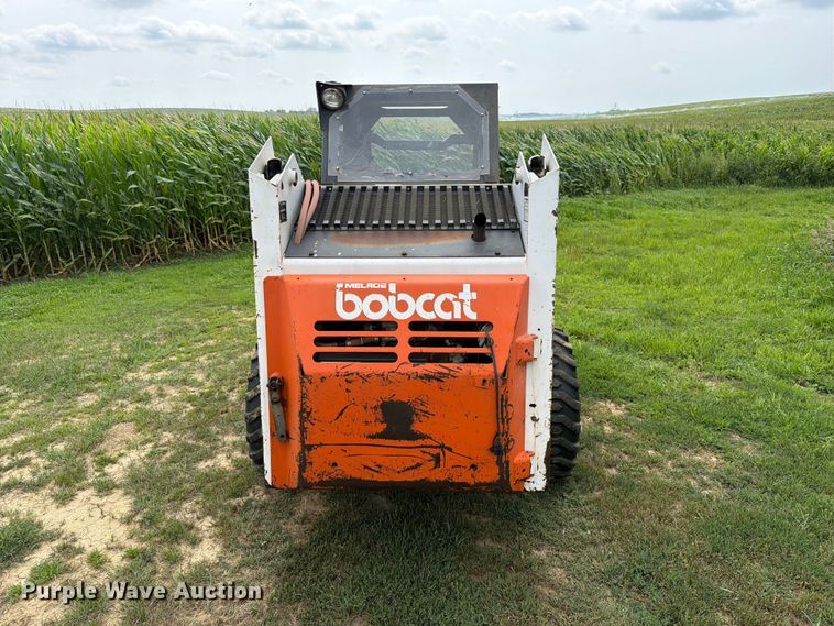 image for item EA0427 1989 Bobcat 843 skid steer loader