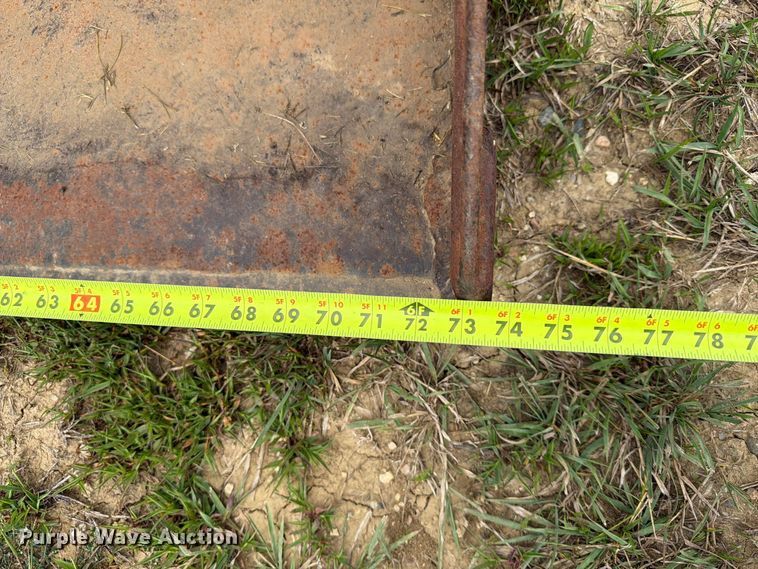 image for item EA0427 1989 Bobcat 843 skid steer loader