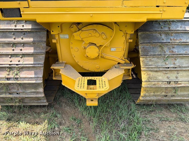 image for item EA0432 1991 Caterpillar D4H dozer