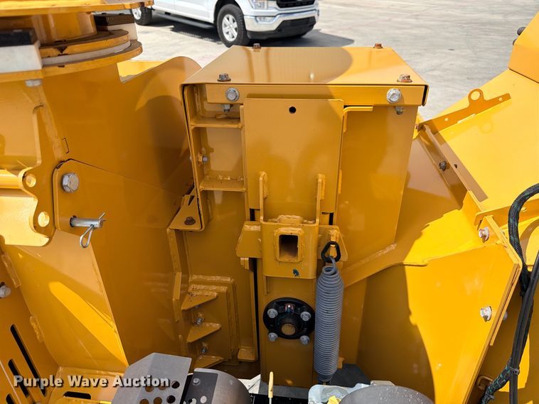 image for item ED5466 2025 Vermeer BC900XL wood chipper