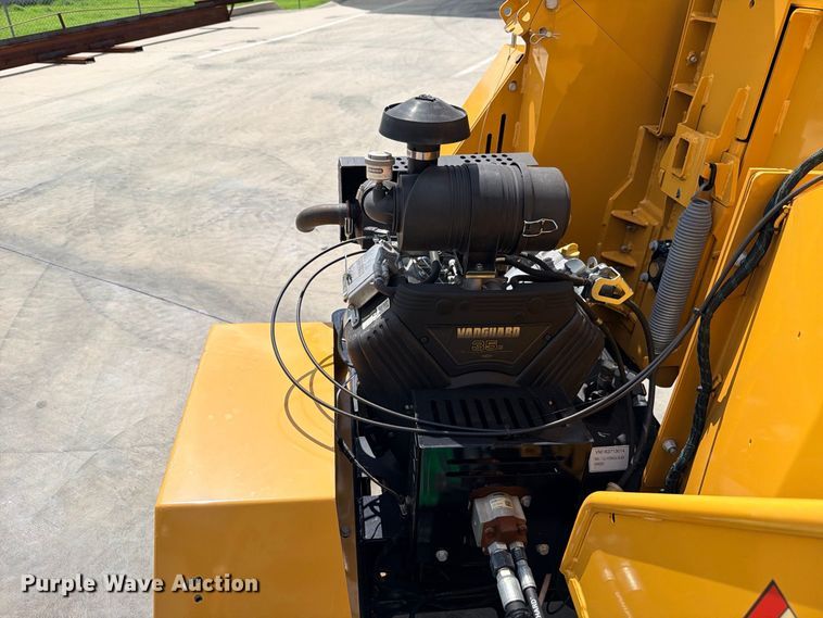 image for item ED5466 2025 Vermeer BC900XL wood chipper