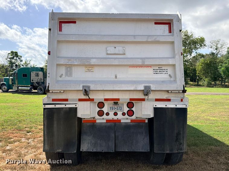 image for item ED5472 1998 Travis S-96 end dump trailer