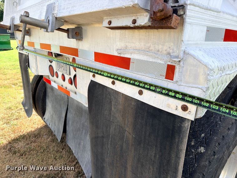 image for item ED5472 1998 Travis S-96 end dump trailer