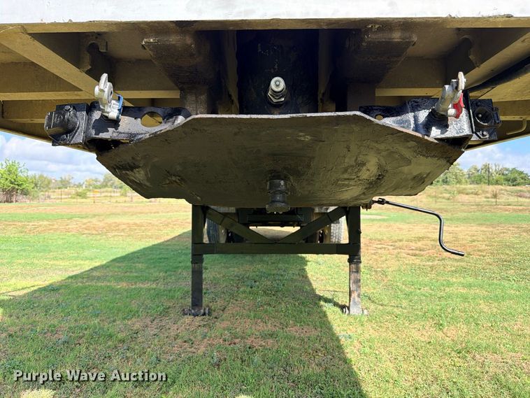 image for item ED5472 1998 Travis S-96 end dump trailer