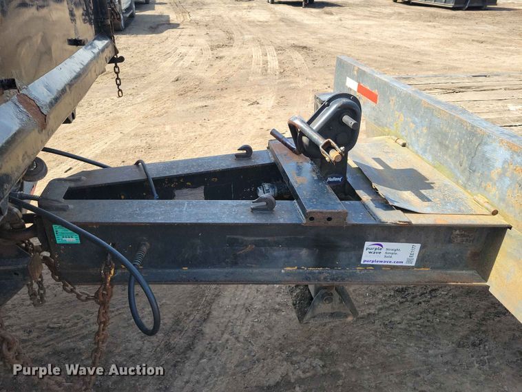 image for item EE1177 1994 Towmaster equipment trailer
