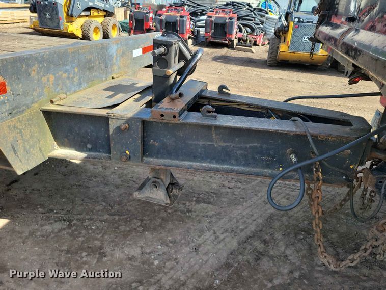 image for item EE1177 1994 Towmaster equipment trailer