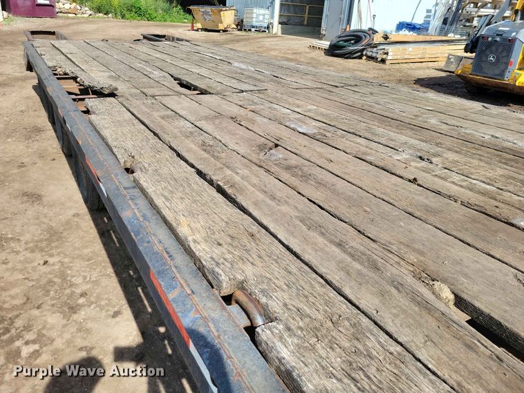 image for item EE1177 1994 Towmaster equipment trailer