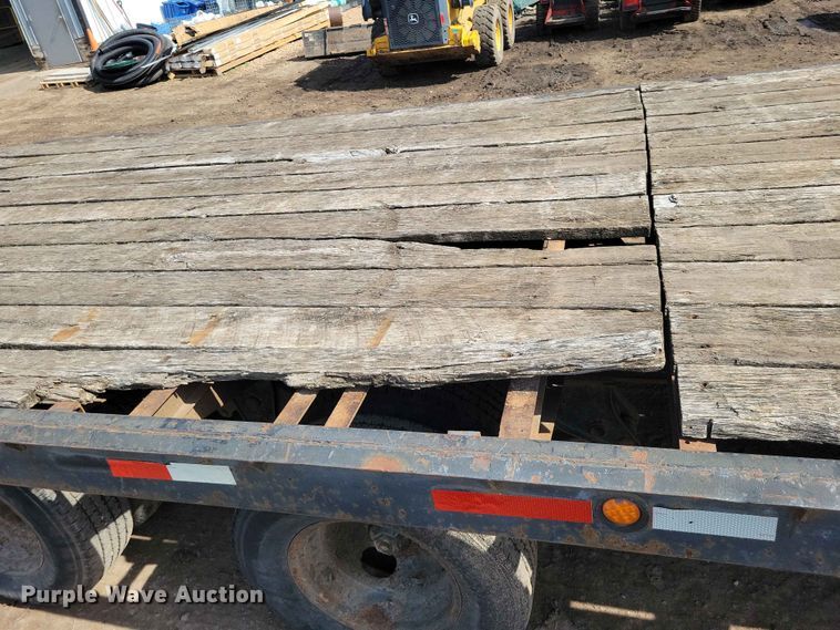 image for item EE1177 1994 Towmaster equipment trailer