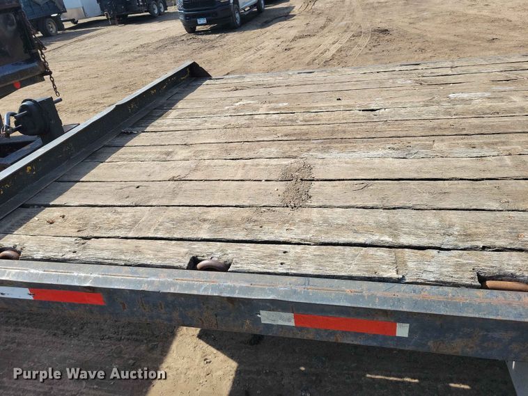 image for item EE1177 1994 Towmaster equipment trailer
