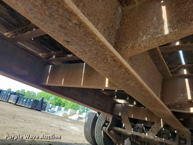 image for item EE1177 1994 Towmaster equipment trailer