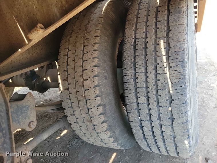 image for item EE1177 1994 Towmaster equipment trailer