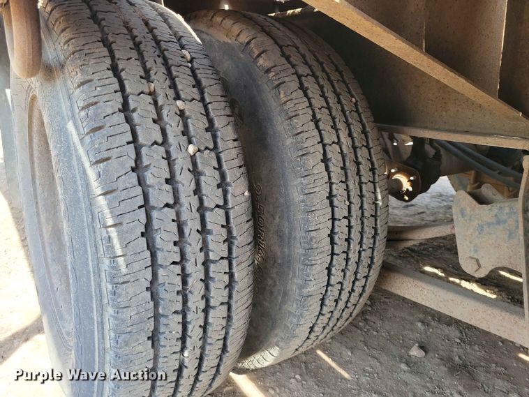 image for item EE1177 1994 Towmaster equipment trailer