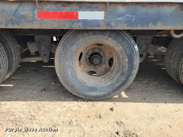 image for item EE1177 1994 Towmaster equipment trailer