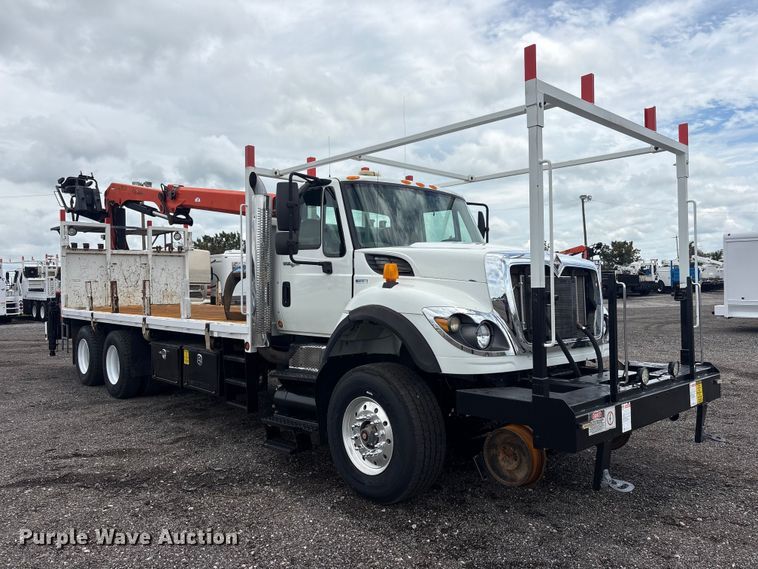 image for item EG9136 2010 International WorkStar 7600 grapple truck
