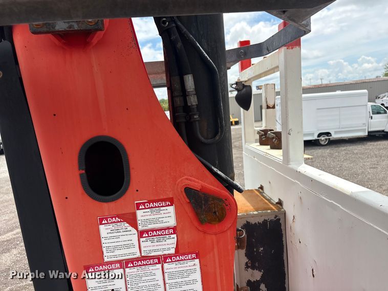 image for item EG9136 2010 International WorkStar 7600 grapple truck