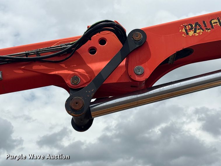 image for item EG9136 2010 International WorkStar 7600 grapple truck