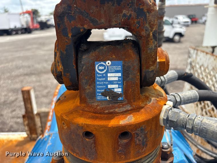 image for item EG9136 2010 International WorkStar 7600 grapple truck