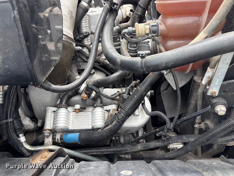 image for item EG9136 2010 International WorkStar 7600 grapple truck