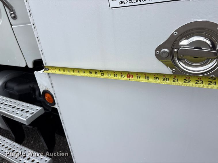 image for item EG9174 2012 Freightliner Business Class M2 Crew Cab utility / service truck