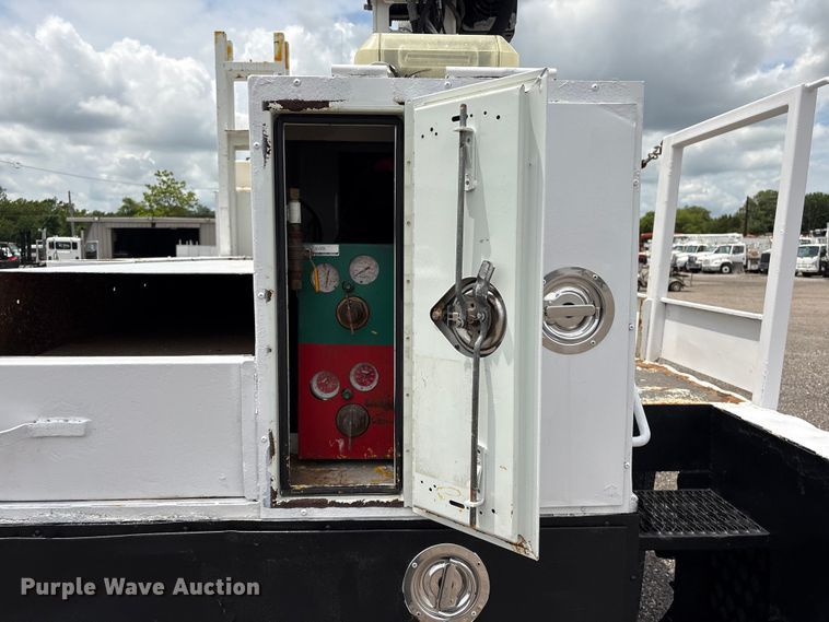 image for item EG9174 2012 Freightliner Business Class M2 Crew Cab utility / service truck