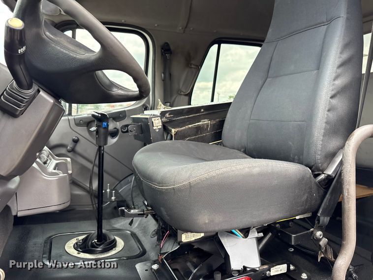 image for item EG9174 2012 Freightliner Business Class M2 Crew Cab utility / service truck