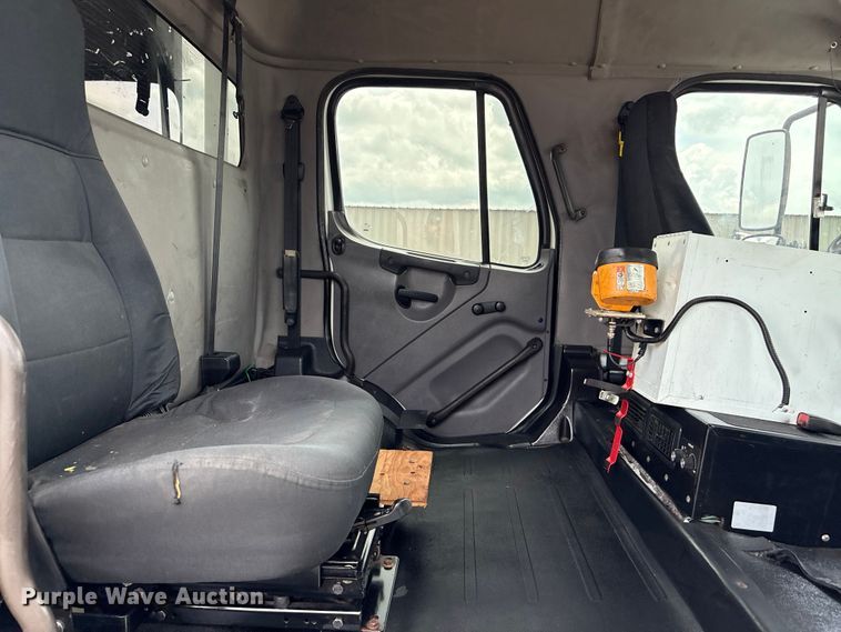 image for item EG9174 2012 Freightliner Business Class M2 Crew Cab utility / service truck