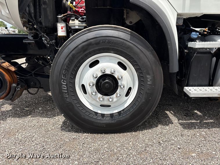 image for item EG9174 2012 Freightliner Business Class M2 Crew Cab utility / service truck