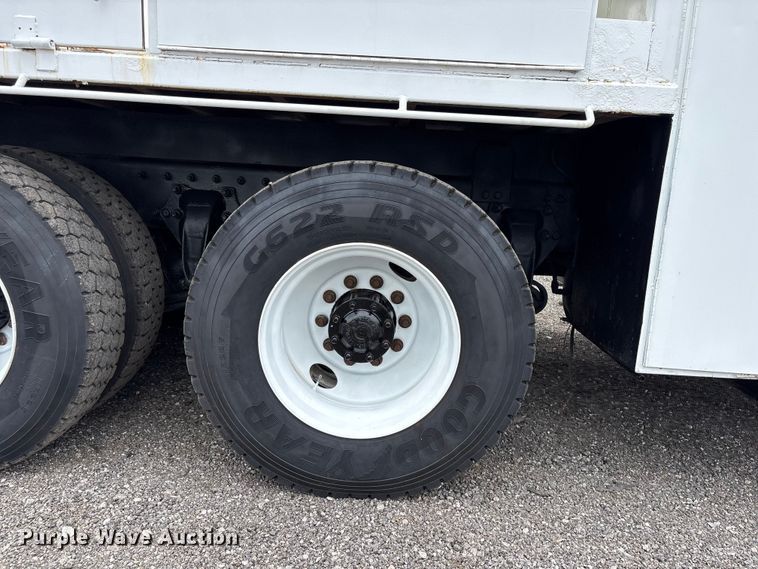 image for item EG9174 2012 Freightliner Business Class M2 Crew Cab utility / service truck