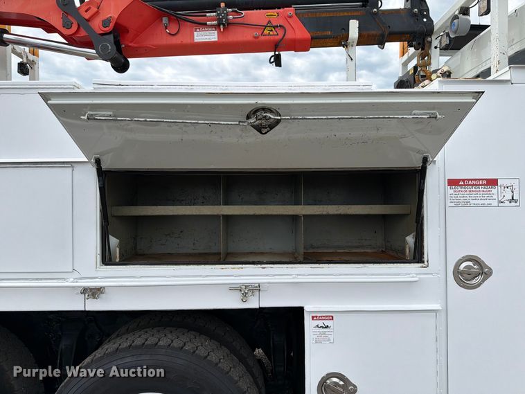 image for item EG9224 2012 Freightliner Business Class M2 Crew Cab crane truck