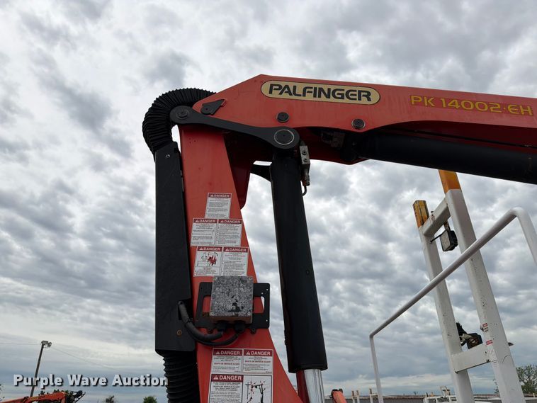 image for item EG9224 2012 Freightliner Business Class M2 Crew Cab crane truck