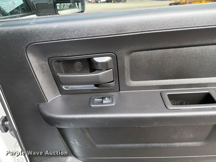 image for item EG9273 2024 RAM 3500 Heavy Duty Crew Cab utility bed pickup truck