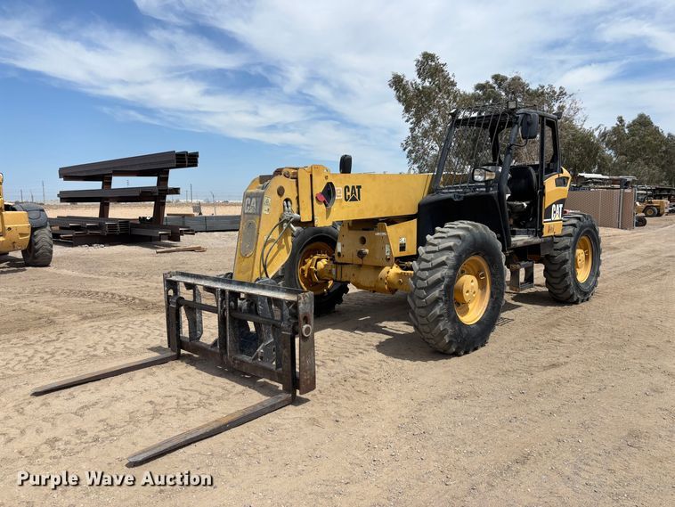 2005 Caterpillar TH460B telehandler