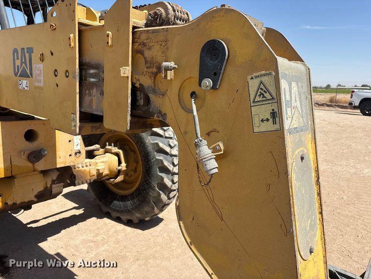 image for item EL2519 2005 Caterpillar TH460B telehandler