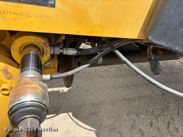 image for item EL2519 2005 Caterpillar TH460B telehandler