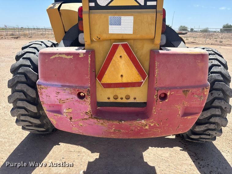 image for item EL2519 2005 Caterpillar TH460B telehandler