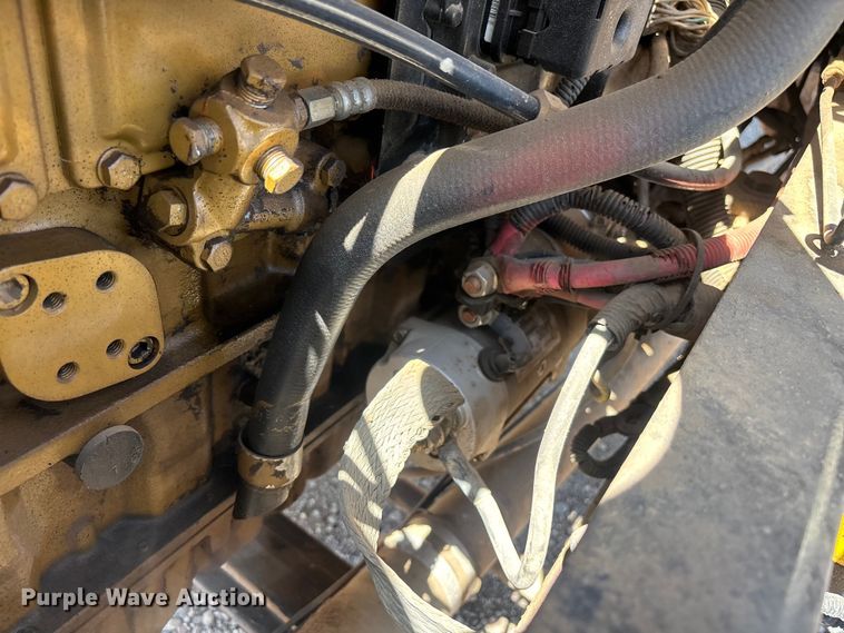 image for item EL2536 2000 Freightliner FL70 water truck