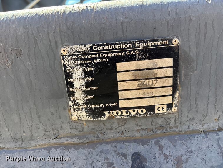 image for item EL2568 2014 Volvo BL70B backhoe