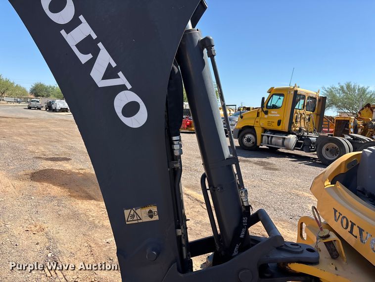 image for item EL2568 2014 Volvo BL70B backhoe
