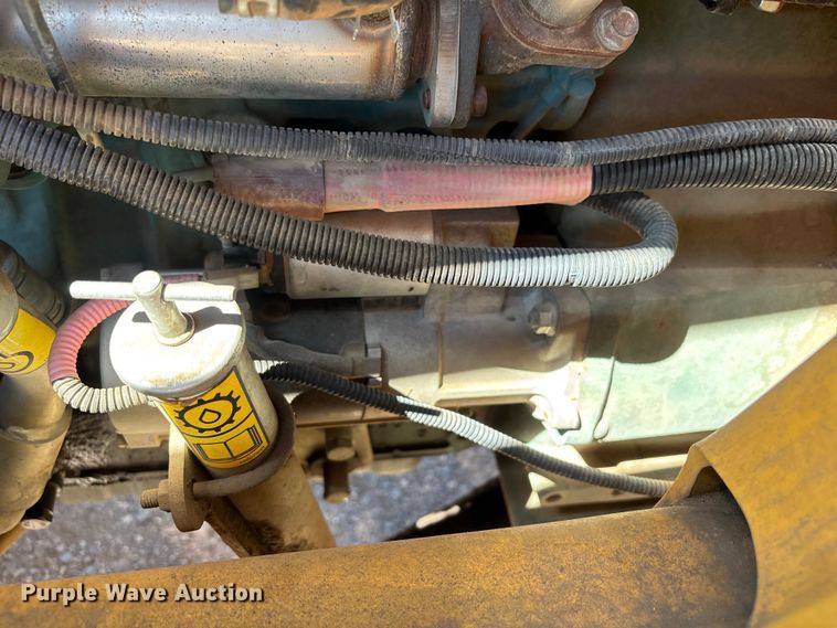 image for item EL2568 2014 Volvo BL70B backhoe
